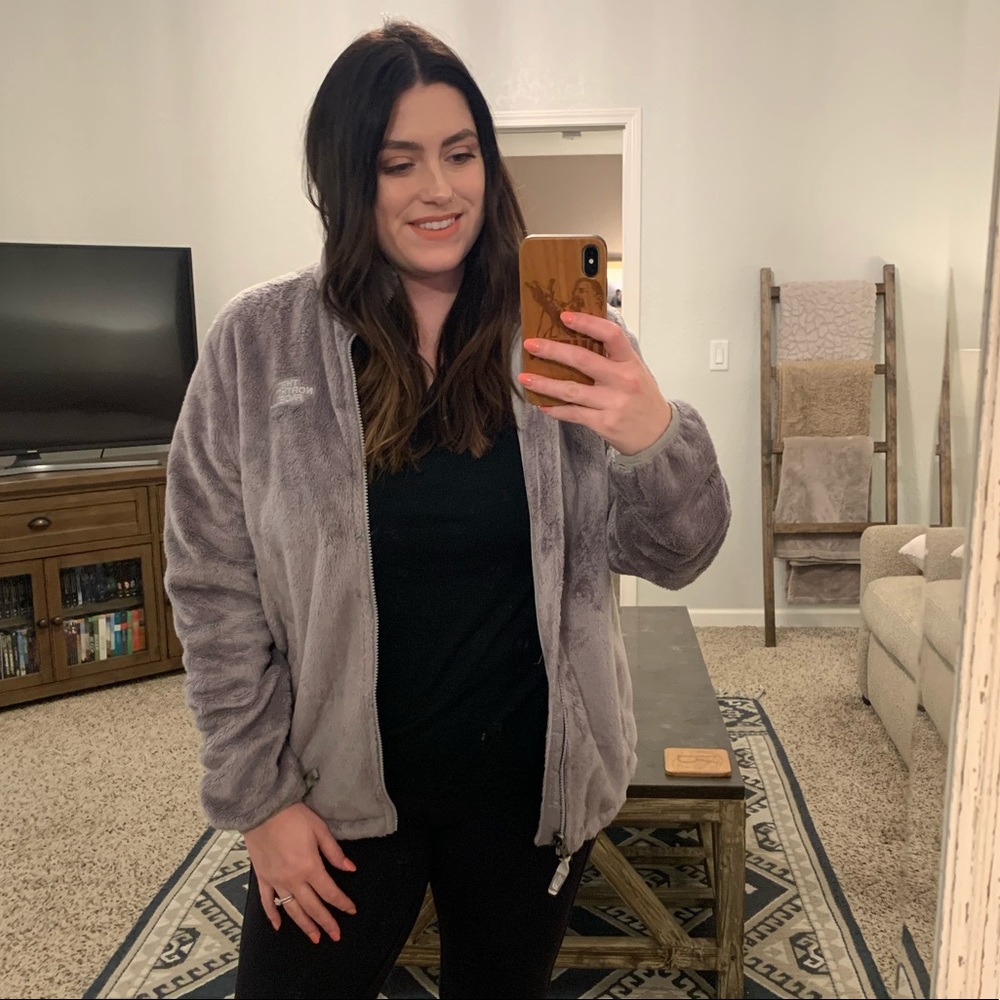 Fuzzy North Face Jacket ✨💕